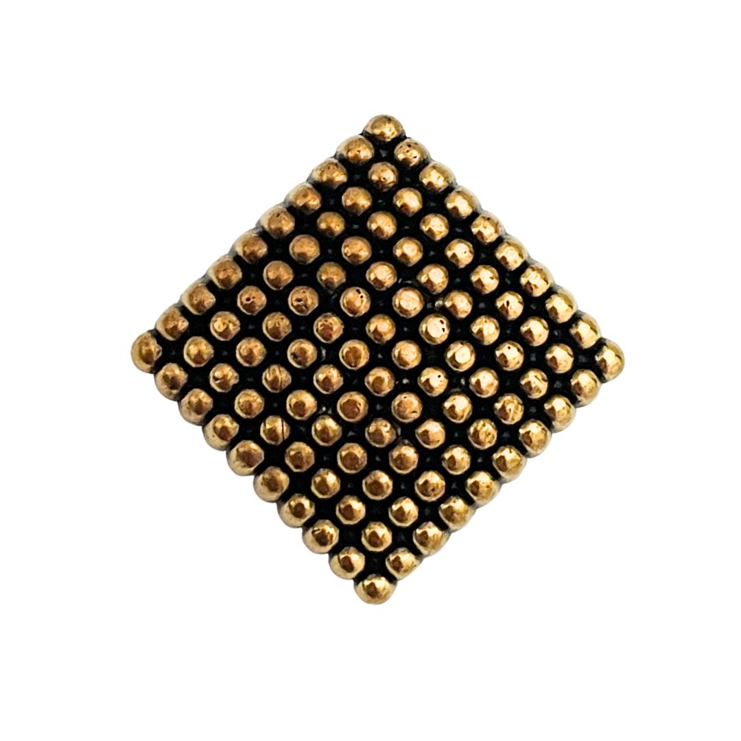 28x28mm Square Gold Plastic Button, pack of 1