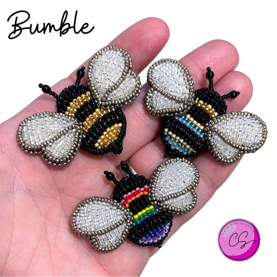 Bumble Kit in Native Blue Banded Bee Colours