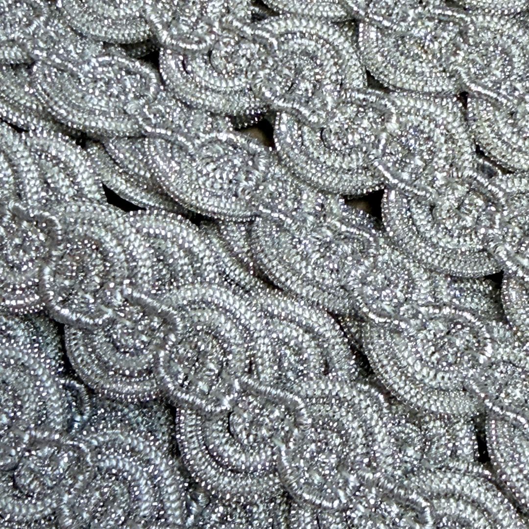 Vintage Metallic Braid Silver, 18mm wide, sold per meter