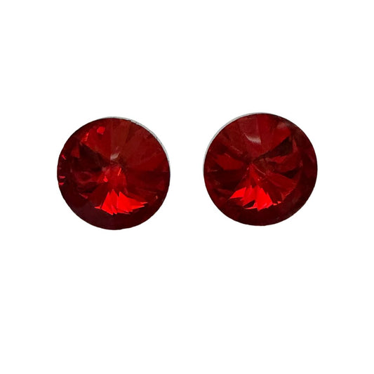 18mm Siam Rivoli, pointed Back stones