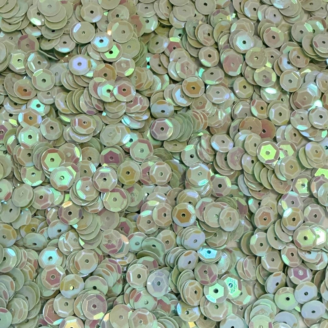 7mm Round Cup Shaped Sequins - Pastel Lime AB