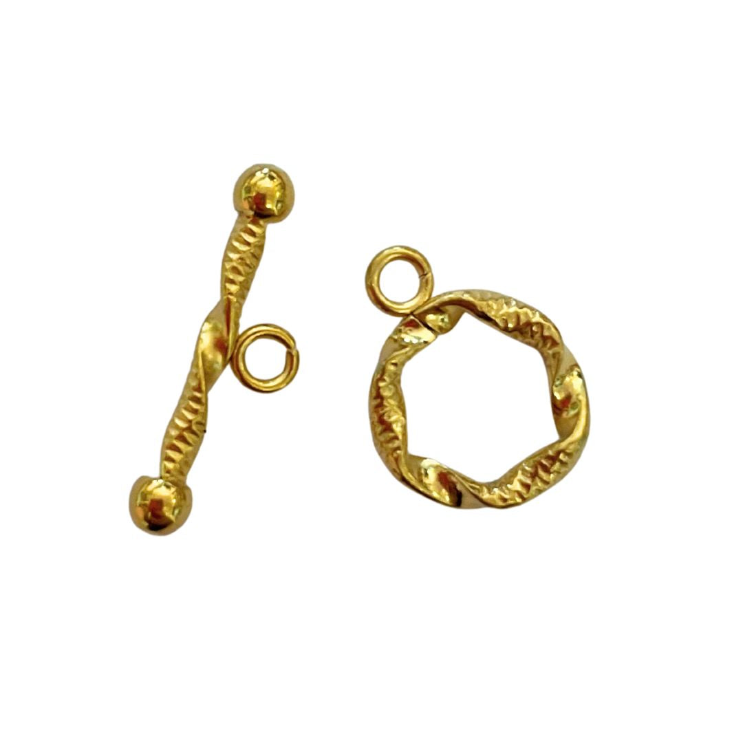 Clasp, Toggle with twisted detail, Gold