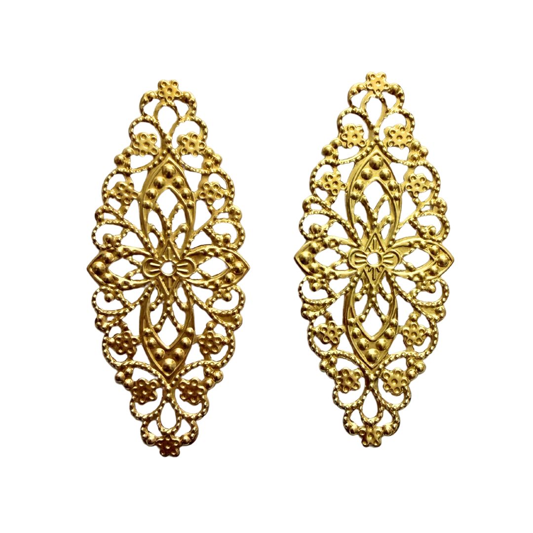 Filigree Finding Medium With Flowers and Swirls 60x26mm Gold