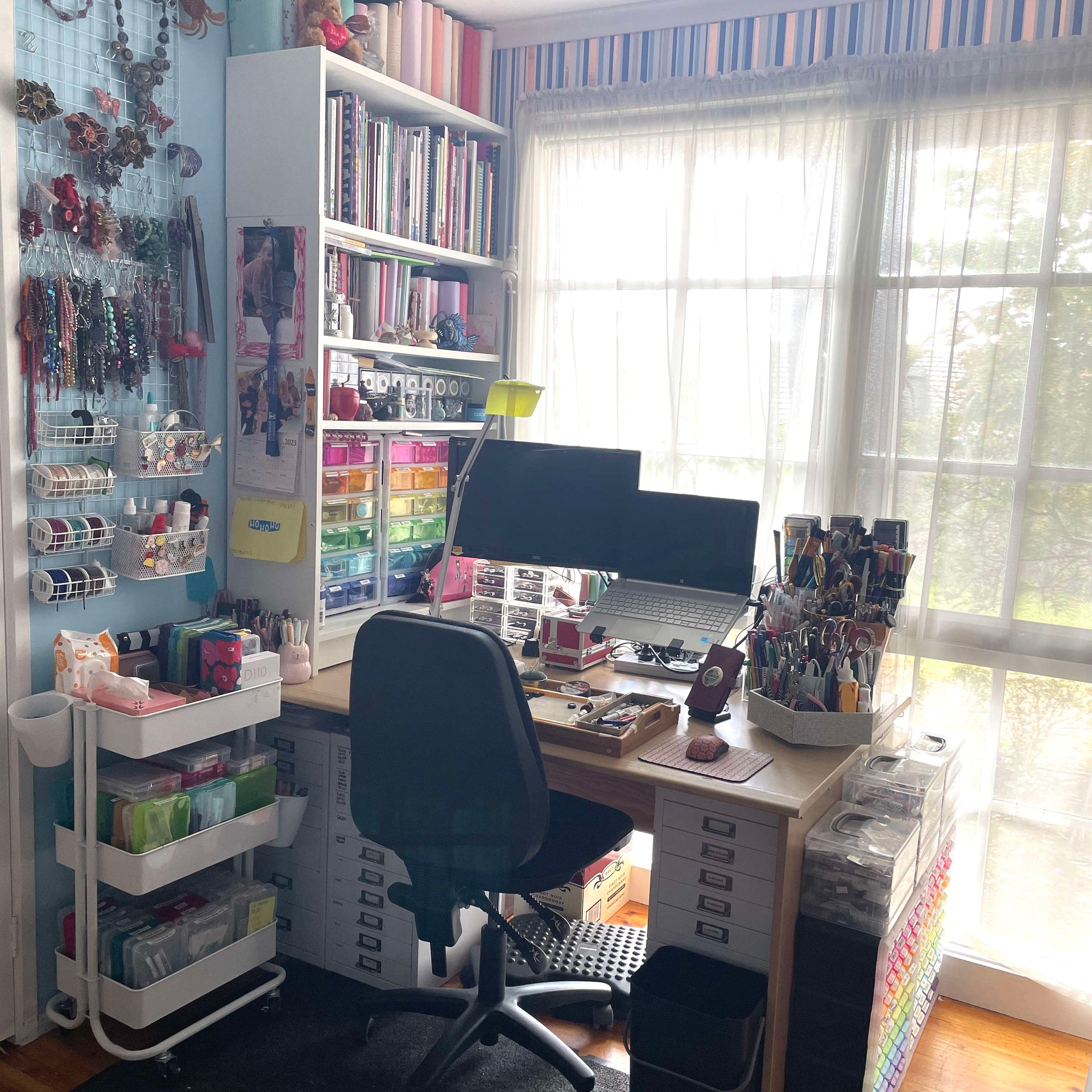 Load video: Short Video of Catriona Starpins Studio