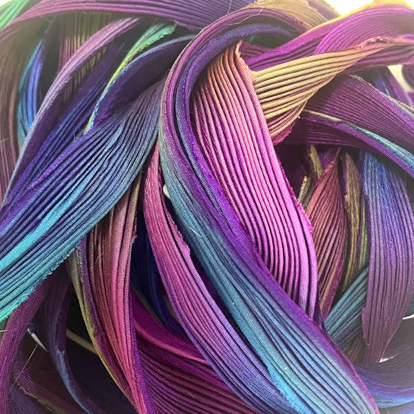 IOLANTHE KIT FUCHSIA/GOLD with PDF Tutorial