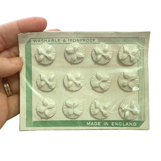 Vintage Buttons on Original Card, 12 pack, 18mm Butterfly White