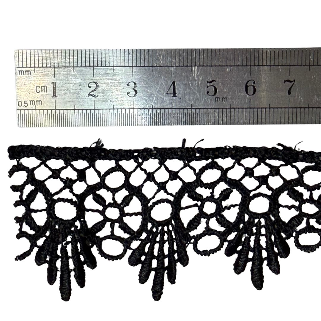 Vintage Lace Black, 4cm wide, sold per meter