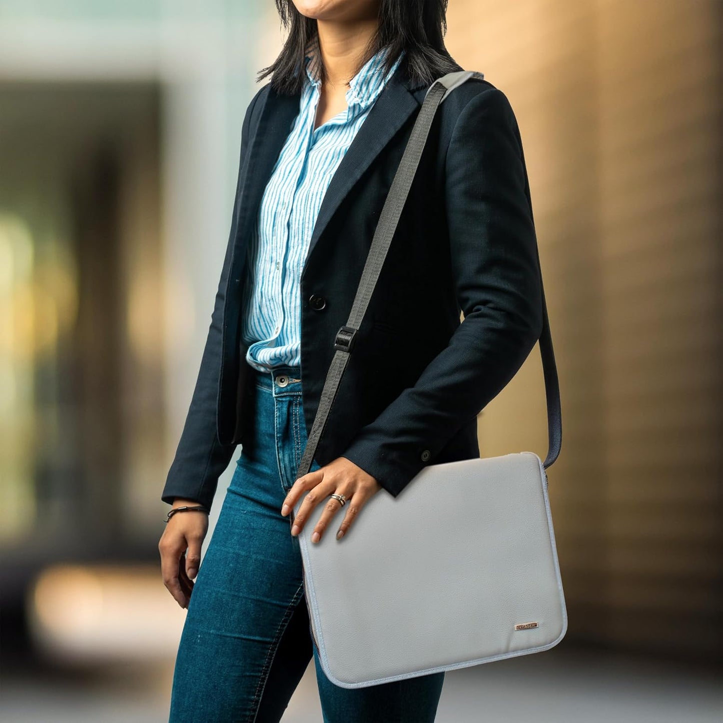 Voyager Portable Work Station for The Crafter On The Go by Beadsmith